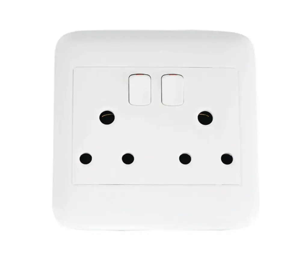 4x4 Single Switched Socket Outlet Oracle